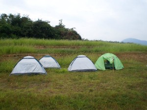 模仿古代军队搭建营地 - 野人部落