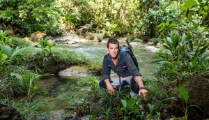 Bear Grylls Escape From Hell - 野人部落