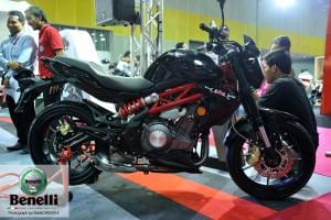 贝纳利 TNT300s(BN302,BJ300GS)公路狂飙176km/h - 野人部落